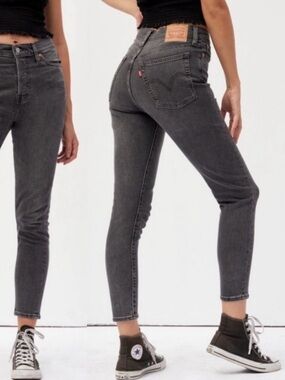 Levi’s Wedgie Skinny Button Fly Jeans | Size 25